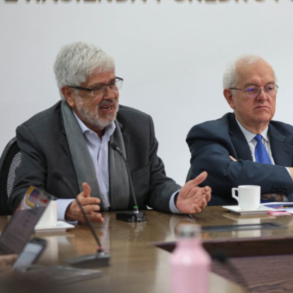 Gobierno Y Sector Cooperativo Se Comprometen En Colocar 75.000 Microcréditos En 2023